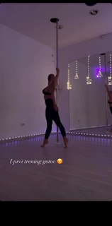 Teodora Dzehverovic feet photo thumbnail