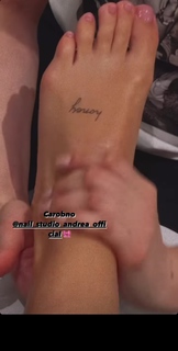 Teodora Dzehverovic feet photo thumbnail