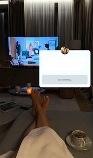 Teodora Dzehverovic feet photo thumbnail