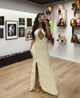 Teodora Dzehverovic feet photo thumbnail