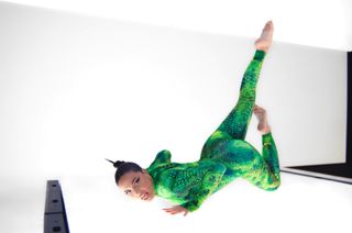 Teodora Dzehverovic feet photo thumbnail