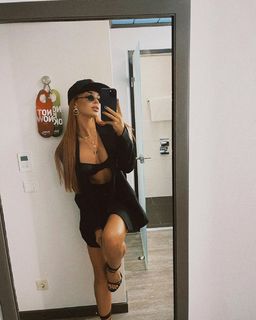 Teodora Džehverović feet photo 1