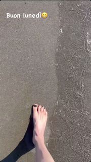 Teresa D'Alessandro feet photo 3