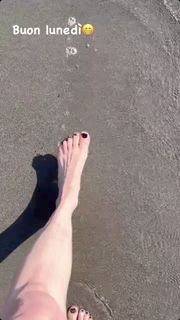 Teresa D'Alessandro feet photo 2