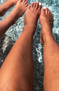 Teresa Giudice feet photo thumbnail