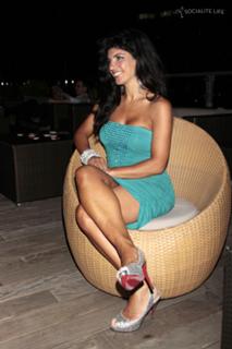 Teresa Giudice feet photo thumbnail