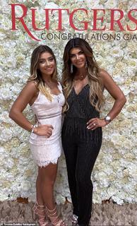 Teresa Giudice feet photo thumbnail