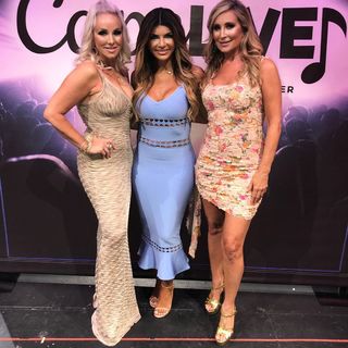 Teresa Giudice feet photo thumbnail