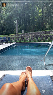 Teresa Giudice feet photo thumbnail