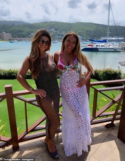 Teresa Giudice feet photo thumbnail