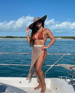 Teresa Giudice feet photo thumbnail