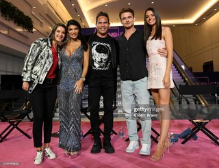 Teresa Giudice feet photo thumbnail