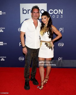 Teresa Giudice feet photo thumbnail