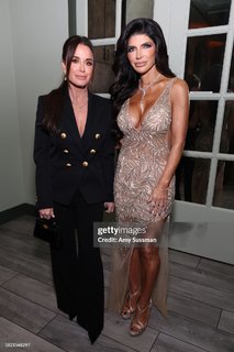 Teresa Giudice feet photo thumbnail