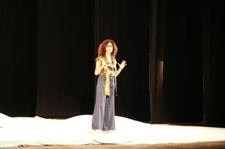 Teresa Mannino feet photo 5