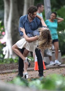 Teresa Palmer feet photo thumbnail