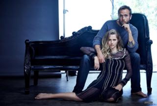 Teresa Palmer feet photo thumbnail