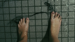 Teresa Palmer feet photo thumbnail