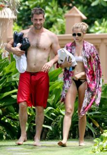 Teresa Palmer feet photo thumbnail