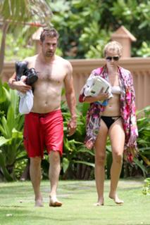Teresa Palmer feet photo thumbnail
