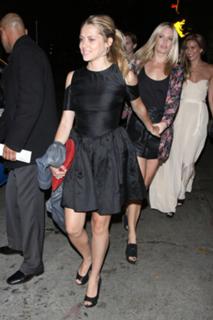 Teresa Palmer feet photo thumbnail