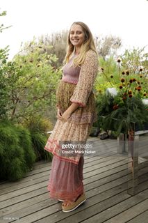 Teresa Palmer feet photo 5