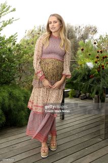 Teresa Palmer feet photo 4