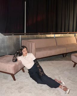 Teresa Ruiz feet photo thumbnail