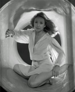 Teri Garr feet photo thumbnail