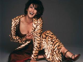 Teri Hatcher feet photo thumbnail