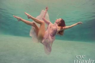 Teri Wyble feet photo 1