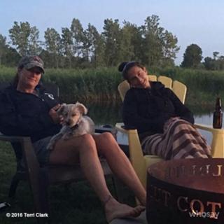 Terri Clark feet photo 2