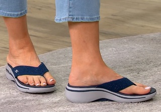 Terri Conn feet photo 8