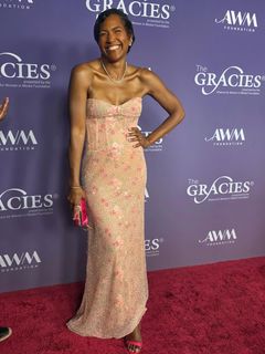 Terri J. Vaughn feet photo 2