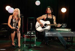 Terri Nunn feet photo 1