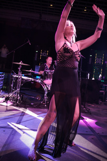Terri Nunn feet photo 6