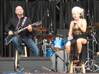 Terri Nunn feet photo 5
