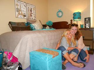 Terri Runnels feet photo 20