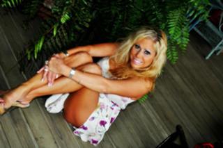 Terri Runnels feet photo 15