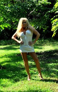 Terri Runnels feet photo 7