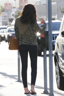 Terri Seymour feet photo 4