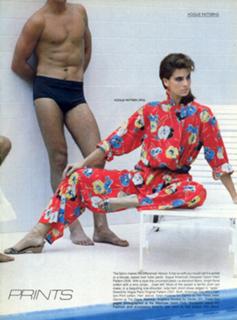 Terry Farrell feet photo thumbnail