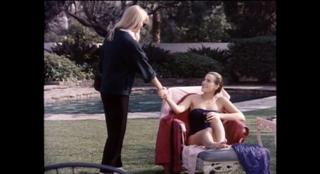 Terry Farrell feet photo thumbnail