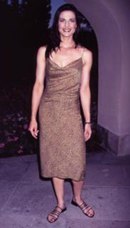 Terry Farrell feet photo thumbnail