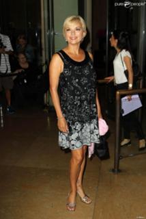 Teryl Rothery feet photo thumbnail