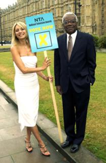 Tess Daly feet photo thumbnail