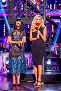 Tess Daly feet photo thumbnail