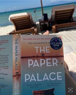 Tess Daly feet photo thumbnail