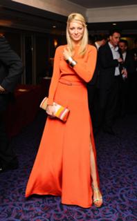 Tess Daly feet photo thumbnail