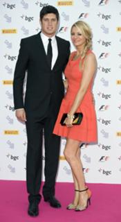 Tess Daly feet photo thumbnail